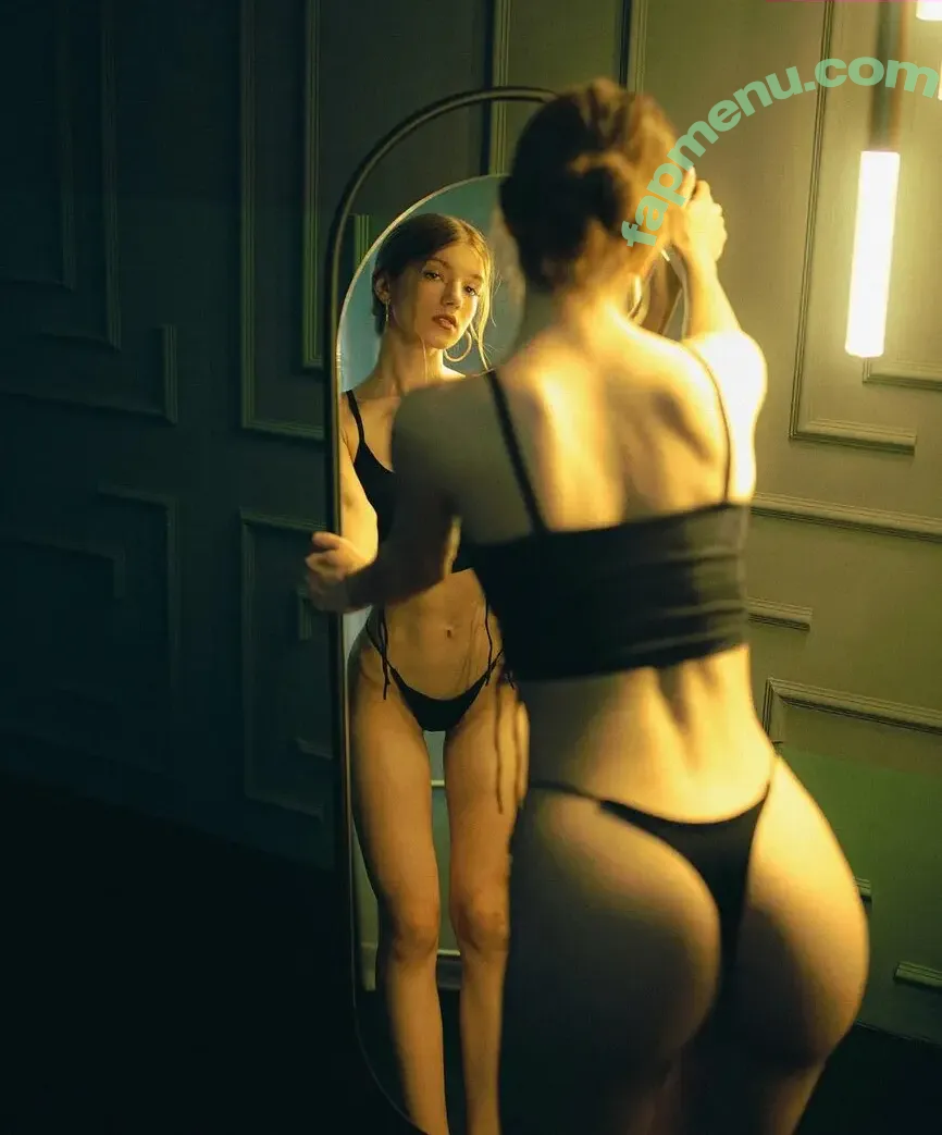 akroshecka nude photo #0008 (akroshecka)