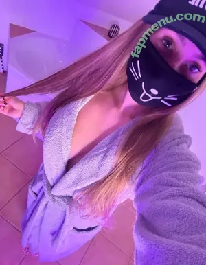aleacutie / diesealea nude photo #0007