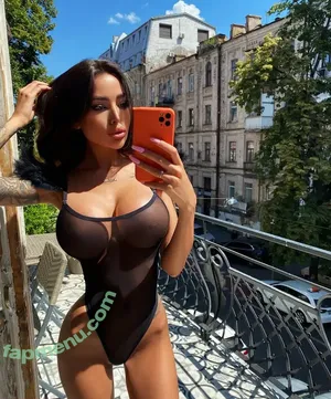 Alena Omovych / alena_omovych / alenaomovich nude photo #0725