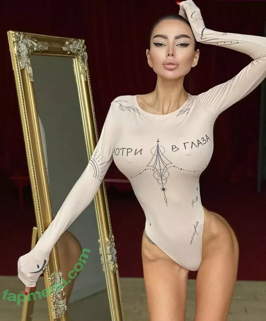 Alena Omovych nude photo #0256 (alena_omovych / alenaomovich)