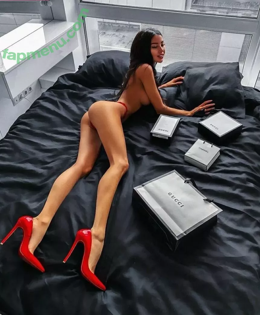 Alena Omovych nude photo #0284 (alena_omovych / alenaomovich)