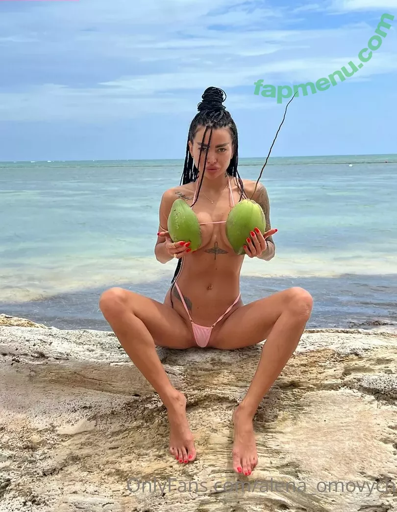 Alena Omovych nude photo #0338 (alena_omovych / alenaomovich)