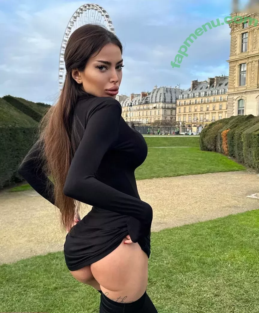 Alena Omovych nude photo #0427 (alena_omovych / alenaomovich)