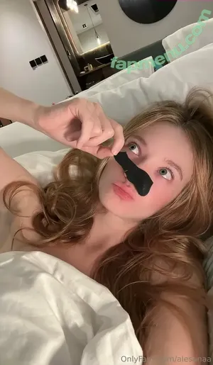 alesanaa / alesanaofficialig nude photo #0006