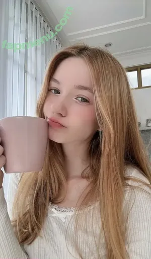 alesanaa / alesanaofficialig nude photo #0008