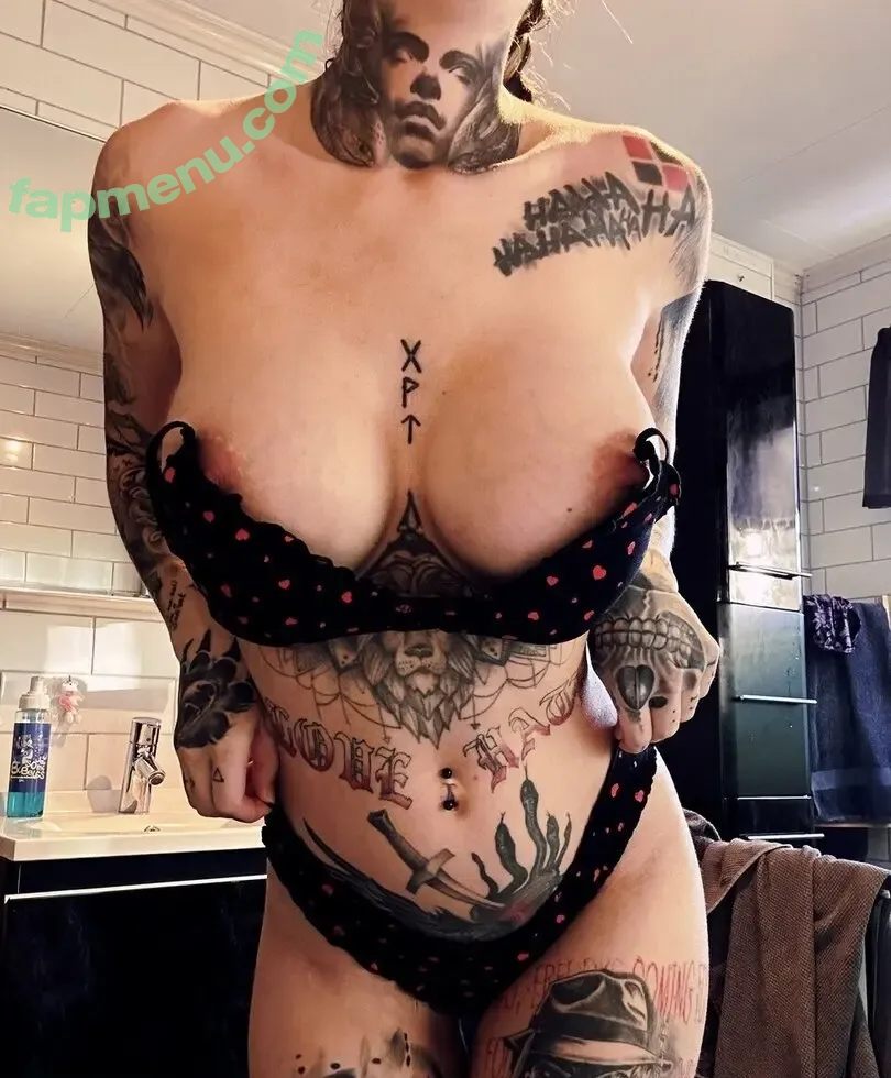 Alesandra93 nude photo #0001 (Alesandra93)