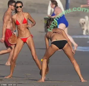 Alessandra Ambrosio / aleambrosio / alelovesanja / alessandraambrosio nude photo #3588