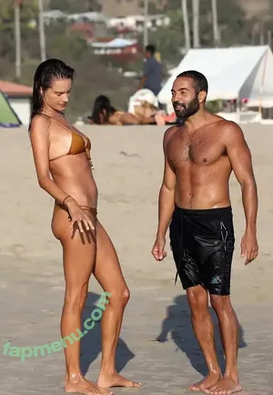 Alessandra Ambrosio / aleambrosio / alelovesanja / alessandraambrosio nude photo #3868