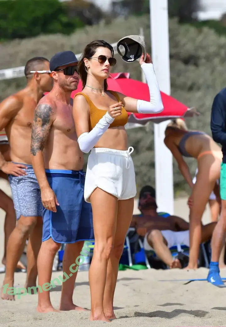 Alessandra Ambrosio nude photo #3427 (aleambrosio / alelovesanja / alessandraambrosio)