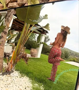 Alessandra Ambrosio / aleambrosio / alelovesanja / alessandraambrosio nude photo #4029