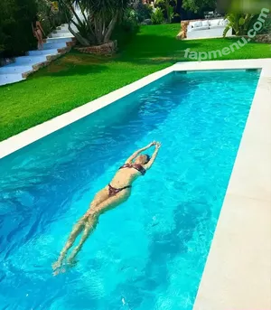 Alessandra Ambrosio / aleambrosio / alelovesanja / alessandraambrosio nude photo #4039