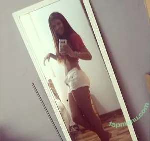 Alessandra Lamas Cardenas / alesalamas nude photo #0011