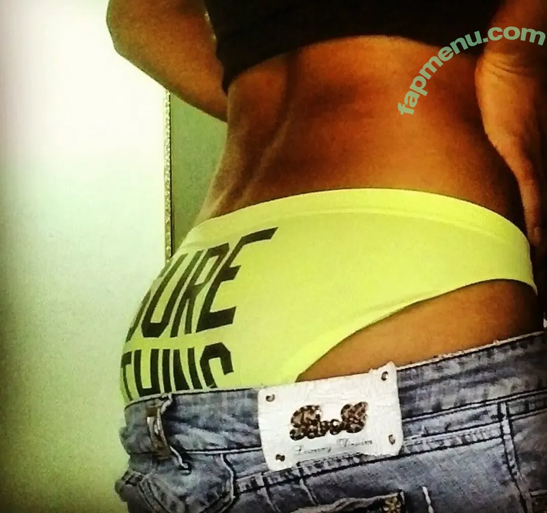 Alessandra Lamas Cardenas nude photo #0010 (alesalamas)