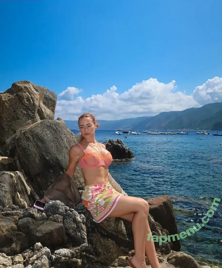 Alessandra Lucia nude photo #0043 (Alessandra Pronti / alessandralucia / lucyalexandra)