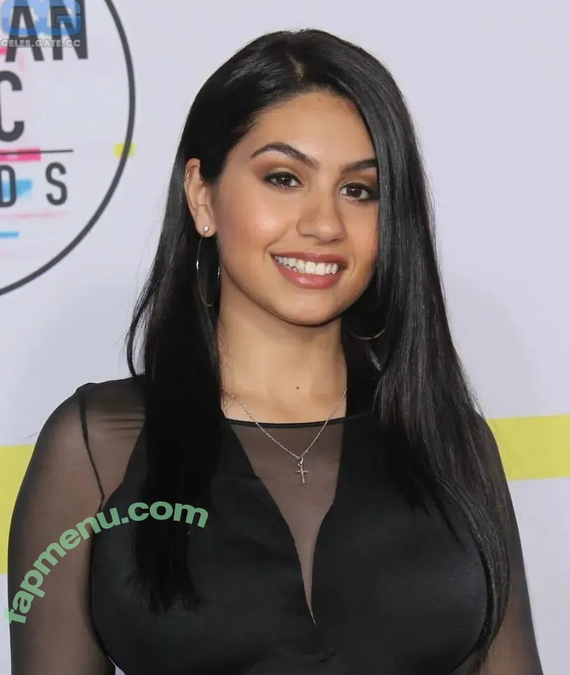 Alessia Cara nude photo #0217 (alessiacara / alessiasmusic)