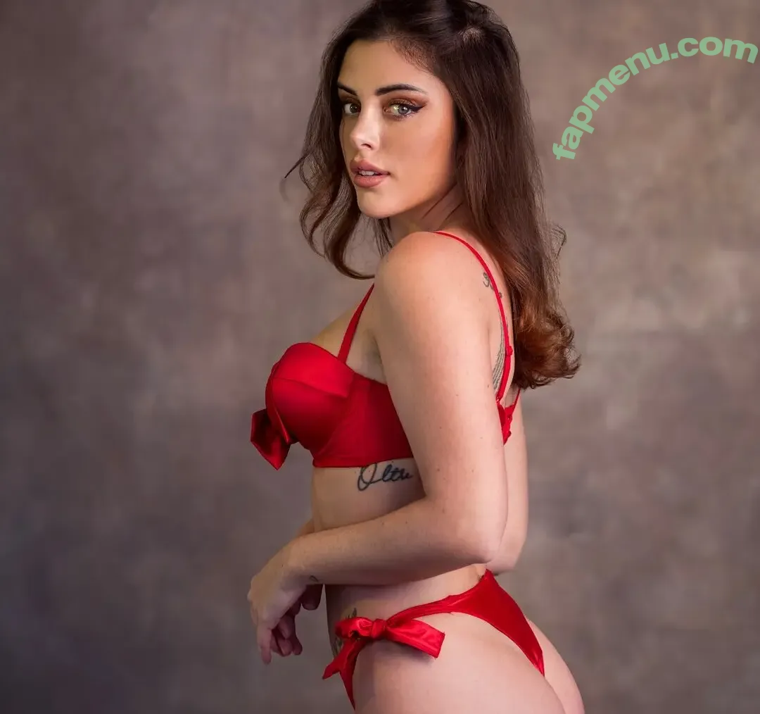 Alessia Loisio nude photo #0093 (alealoisio)