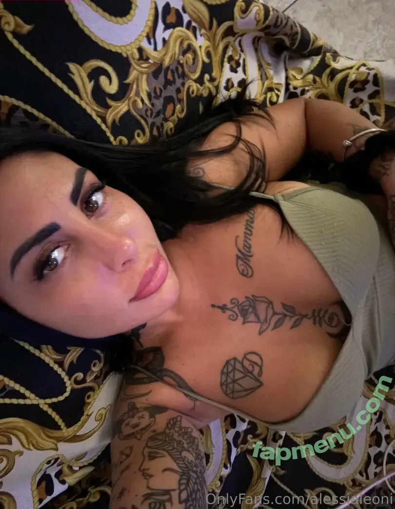 alessiaellee nude photo #0002 (alessiaellee)