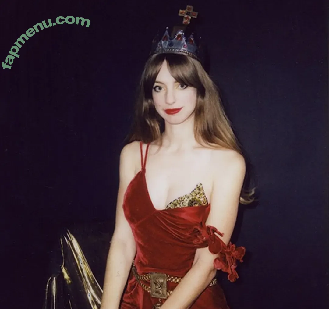 Alex Gehring nude photo #0006 (Ringo Deathstarr / galexy)