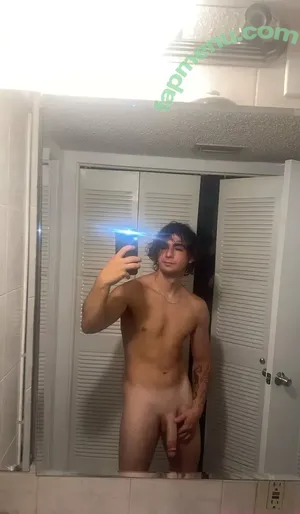  nude photo #0010