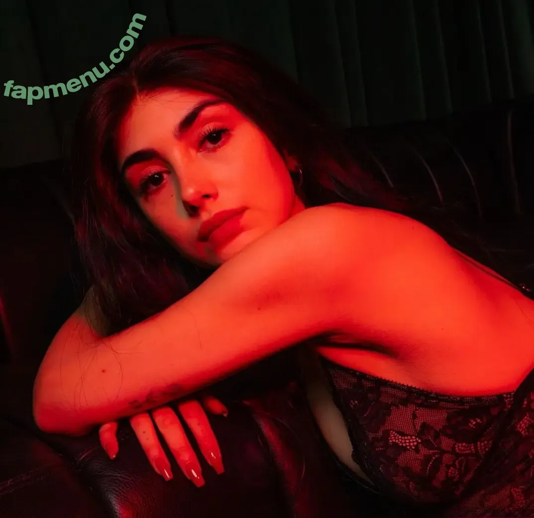Alexa Mansour nude photo #0648 (alexamansour)