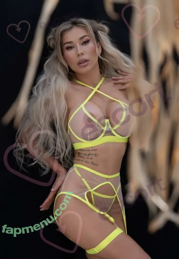 Alexa Micz nude photo #0008 (alexa_micz_)