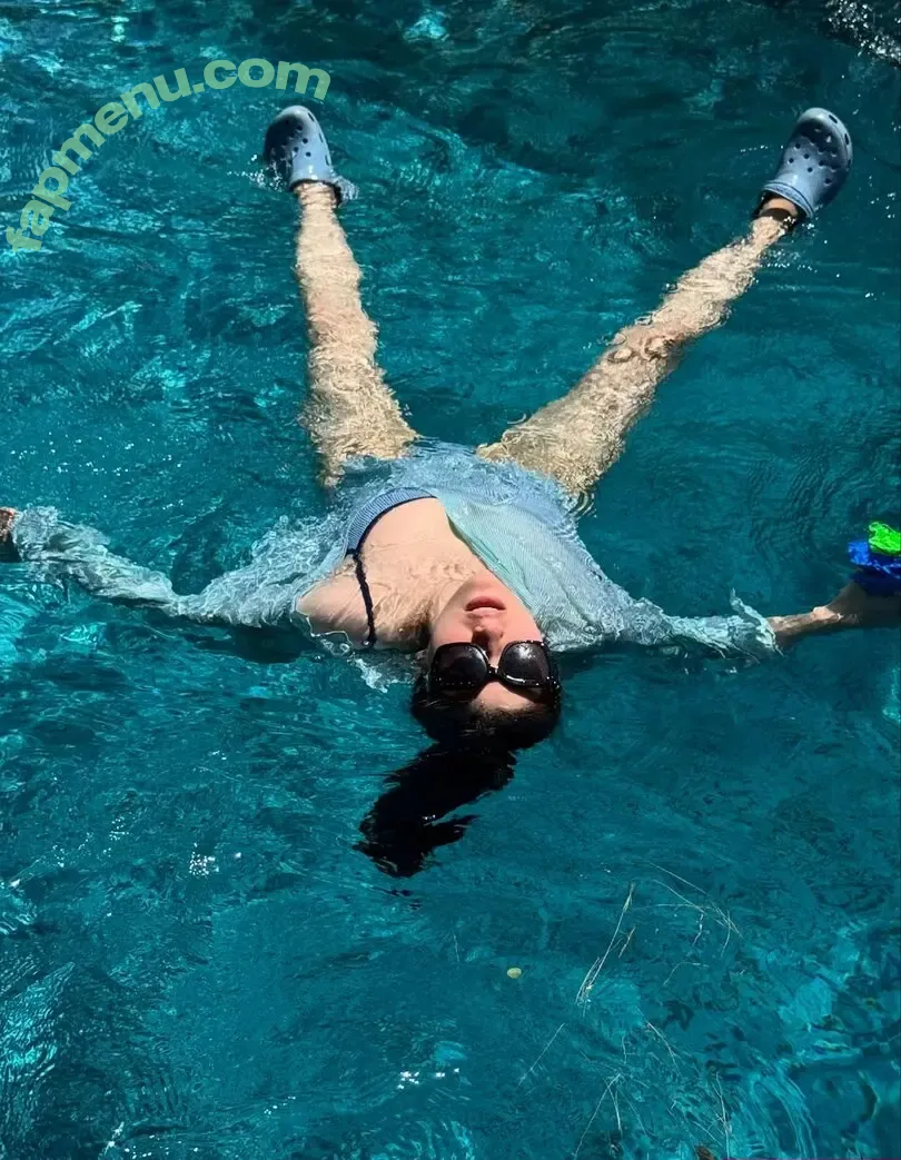 Alexandra Daddario nude photo #3848 (alexandradaddario)