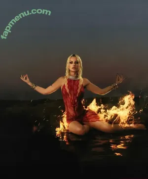 Alexandra Stan / alexandrastan nude photo #2204