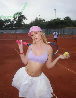Alexandra Stan / alexandrastan nude photo #2391