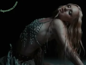 Alexandra Stan / alexandrastan nude photo #2415