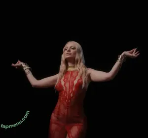 Alexandra Stan / alexandrastan nude photo #2424