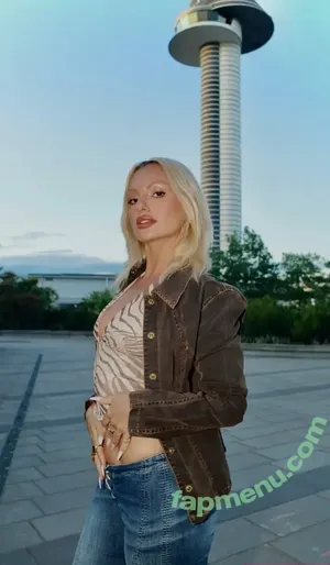 Alexandra Stan / alexandrastan nude photo #2444