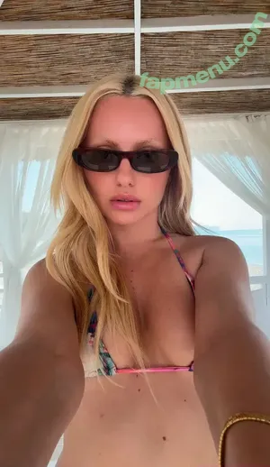 Alexandra Stan / alexandrastan nude photo #2464