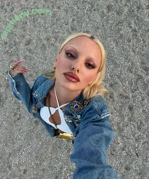 Alexandra Stan / alexandrastan nude photo #2555