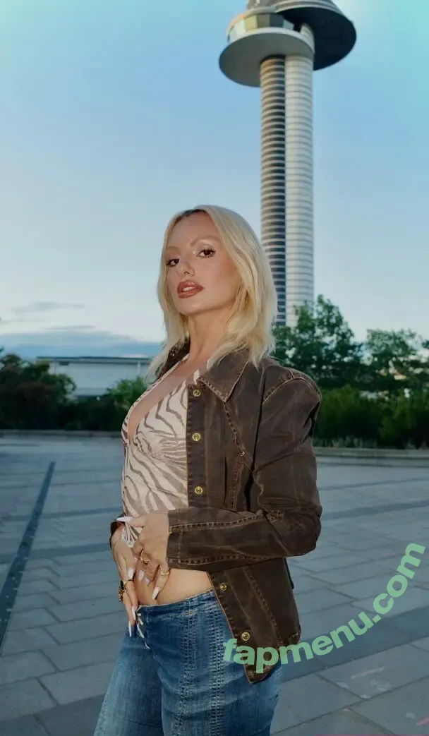 Alexandra Stan nude photo #2444 (alexandrastan)