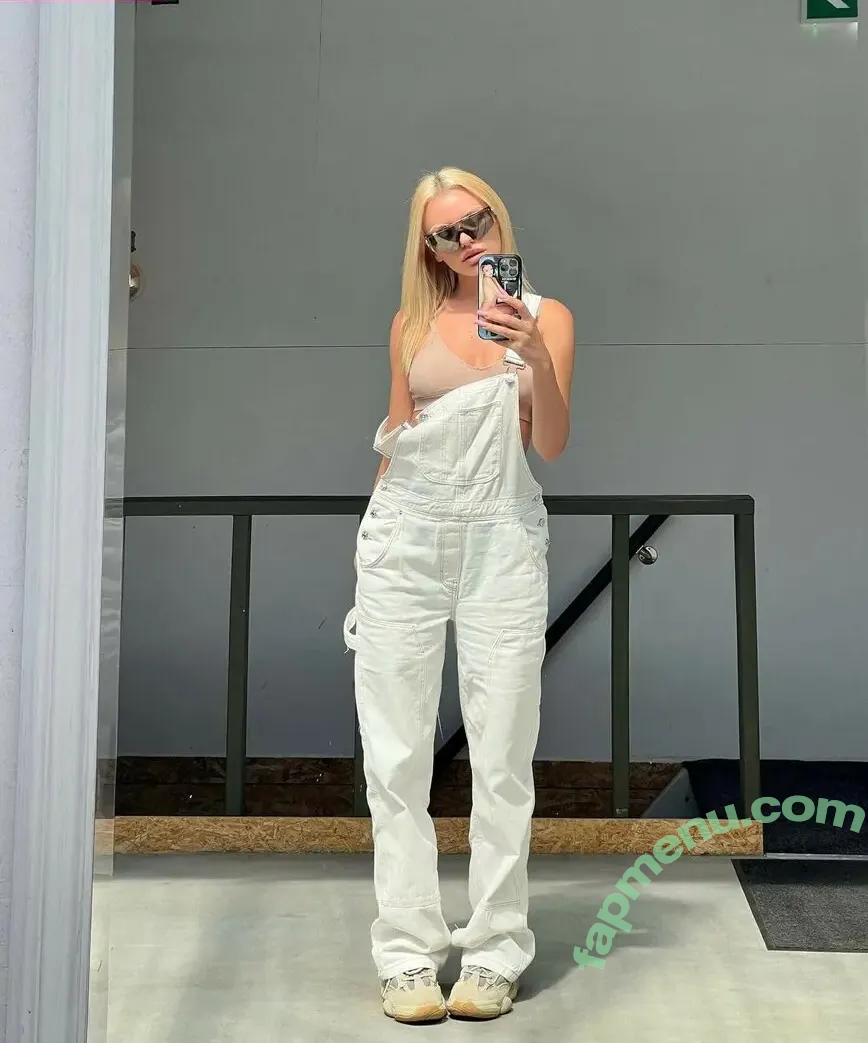 Alexandra Stan nude photo #2547 (alexandrastan)