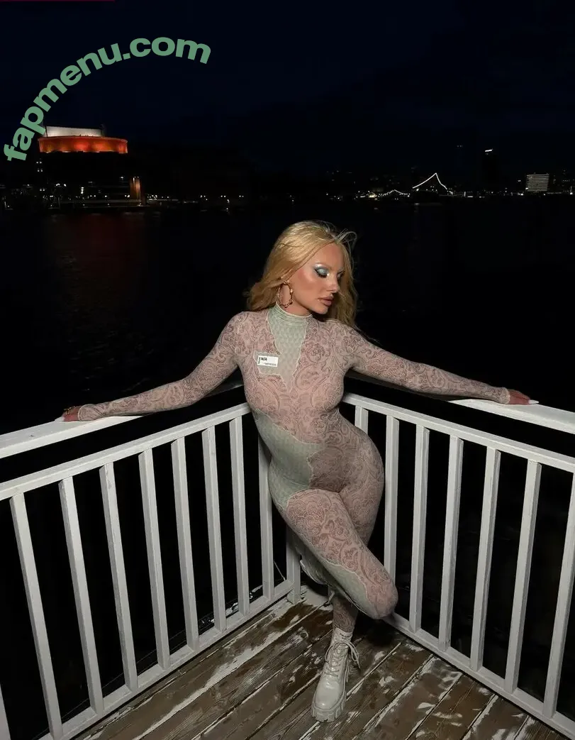 Alexandra Stan nude photo #2641 (alexandrastan)