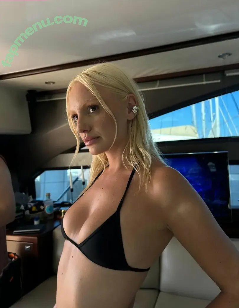 Alexandra Stan nude photo #2793 (alexandrastan)