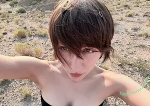 Alexandria Brady / Julie | eerilyrealistic / eerilyrealistic nude photo #0034