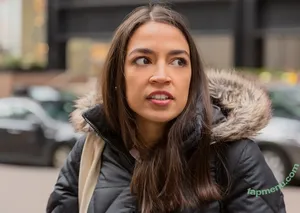 Alexandria Ocasio-Cortez / AOC / Alexandria Ocasio Cortez nude photo #0314