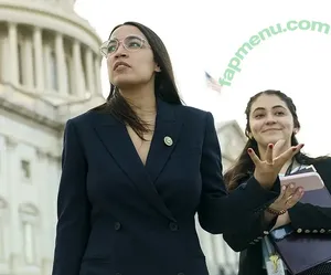 Alexandria Ocasio-Cortez / AOC / Alexandria Ocasio Cortez nude photo #0333