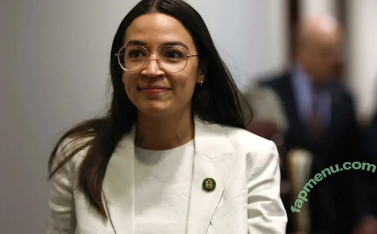 Alexandria Ocasio-Cortez nude photo #0341 (AOC / Alexandria Ocasio Cortez)