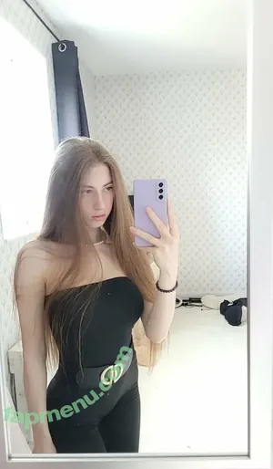  nude photo #0004