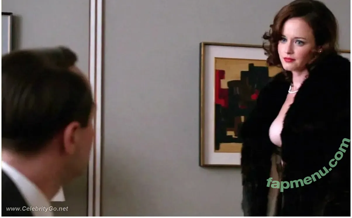 Alexis Bledel nude photo #0112 (alexisbledelofficial)