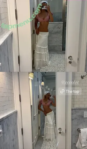 Alexis Ren / alexisren / alexisreng / alexxissren nude photo #2057