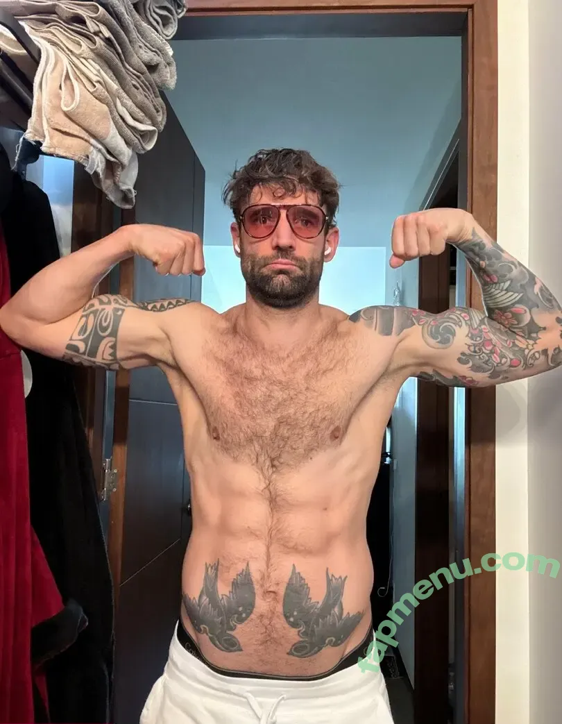 alexthelegend nude photo #0146 (therealalexlegend)