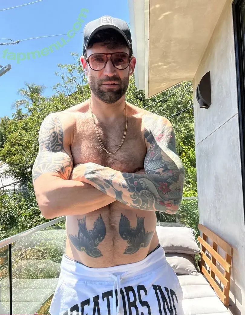 alexthelegend nude photo #0166 (therealalexlegend)