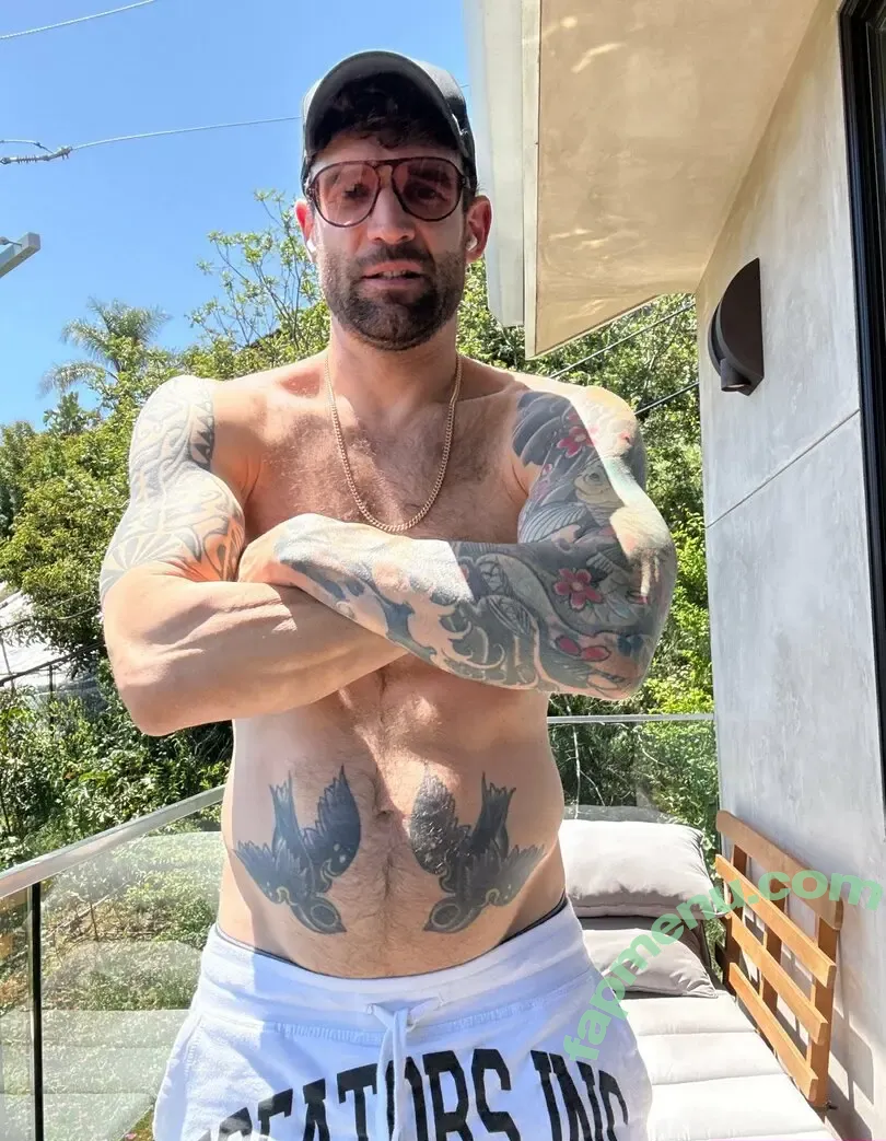 alexthelegend nude photo #0171 (therealalexlegend)