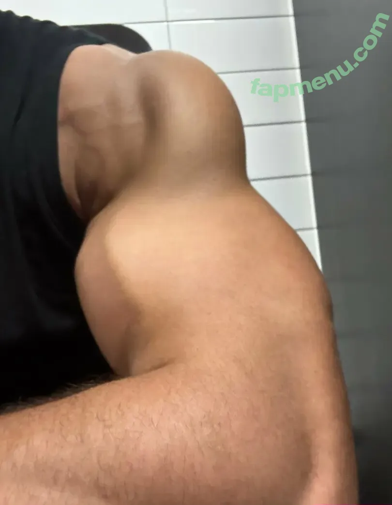 alexviera35 nude photo #0002 (alexviera35)