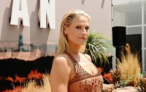 Ali Larter / alilarter nude photo #0502