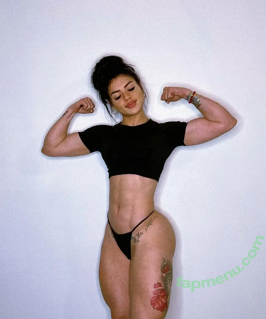 Alianyi Palmar nude photo #0012 (Alianyi Palmar)